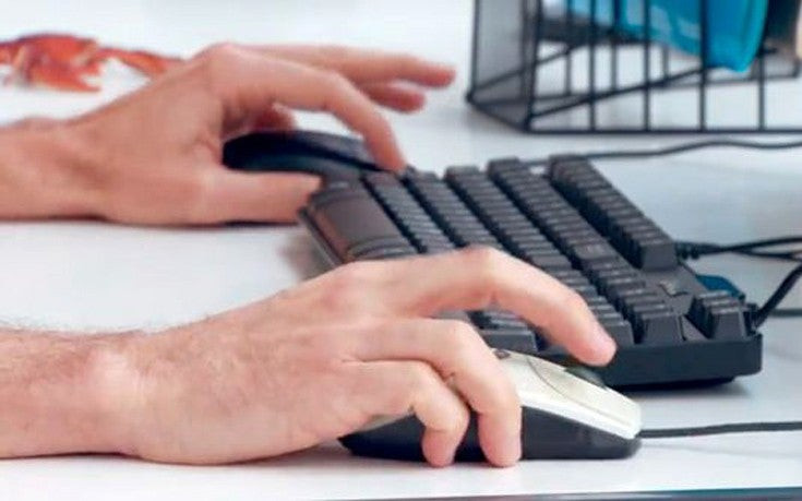 Δωρεάν υπηρεσίες δικηγόρου, οικονομολόγου ή λογιστή σε πολίτες που έχουν ανάγκη